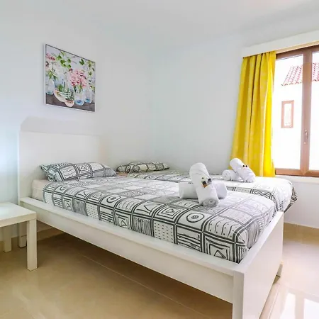 Rentaliday Garden * بلايا ذي لاس أميريكاس